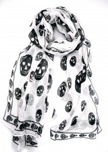 schal-totenkopf-weiss-schwarz 2
